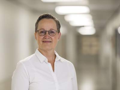Susanne Markgraf, Fachärztin für Orthopädie                                
Leitung der Wirbelsäulentherapie, Klinik Falkeneck, Braunfels
